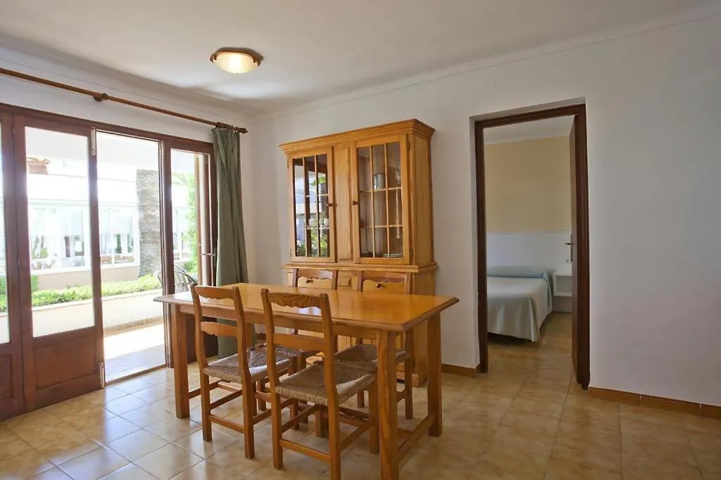 Apartamentos Cristina Cala Millor  Cala Millor (Mallorca)