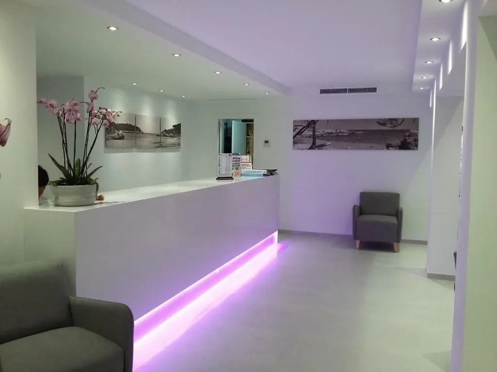 Apartamentos Cristina Cala Millor  Spanien